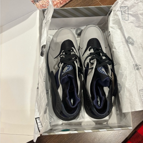 Men’s Nike Air Limited Edition Huarache Size 12 - Picture 14 of 15